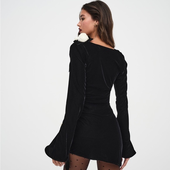 For Love & Lemons Black Velvet Mini Dress Size S - Tamera Cowl Neck Bell Sleeve - Picture 3 of 7